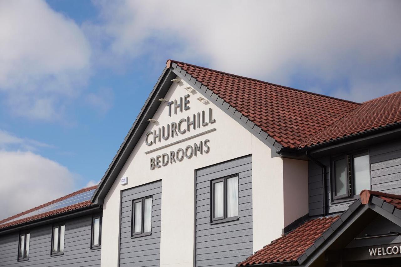 The Churchill By Greene King Inns رويال وتون باسيت المظهر الخارجي الصورة
